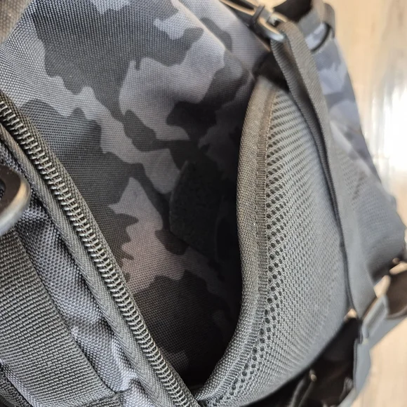 Backpack Camo Pattern - Picture 8 of 12
